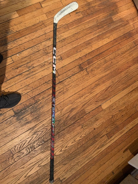 Senior Right Handed W01 JetSpeed FT5 Pro Hockey Stick