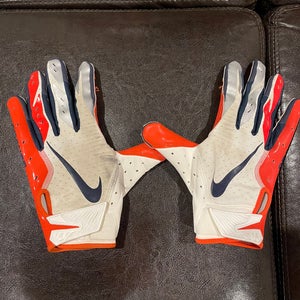 Syracuse football gloves