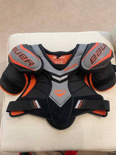 Senior Extra Large Bauer  Supreme One.4 Shoulder Pads