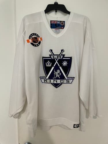 LA kings White Used XL CCM Jersey