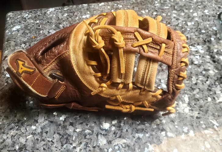Mizuno Right Hand Throw First Base Franchise(GXF-90B2) Baseball Glove 12.5"