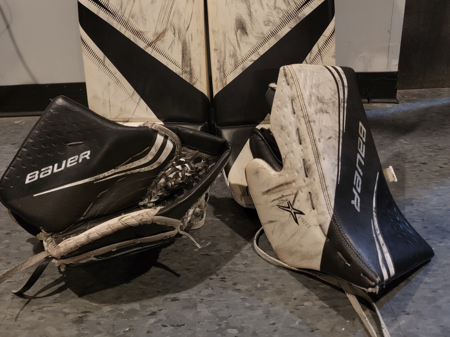 Used Bauer 2X Pro Glove and Blocker