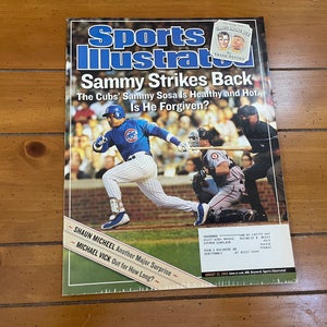 Chicago Cubs Sammy Sosa MLB BASEBALL 2003 Sports Illustrated Magazine!
