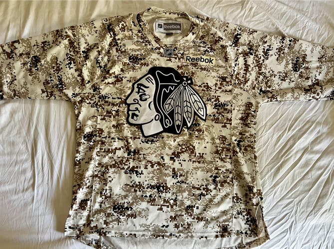 Like New Chicago Blackhawks Multicam Jersey - Large Military Appreciation