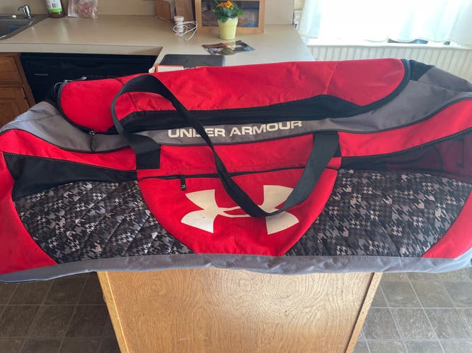 Under Armour Equipment Bag