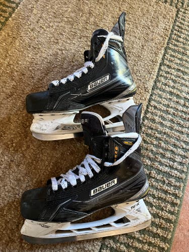 Bauer Regular Width Size 6 Supreme  MX3 Hockey Skates