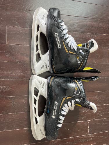 Used Bauer Regular Width Size 7.5 Supreme S29 Hockey Skates
