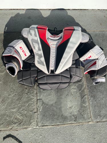 Medium CCM  Eflex 5.9 Goalie Chest Protector