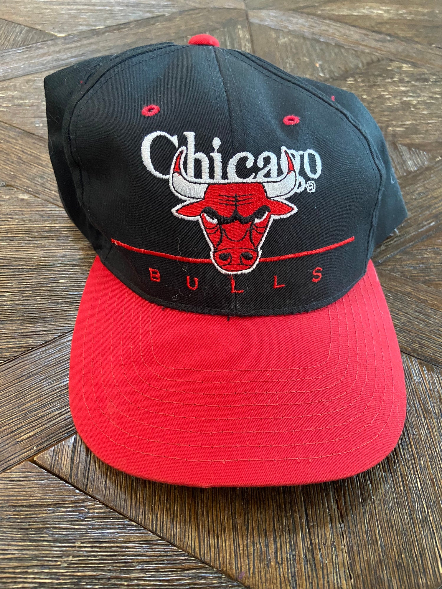 90's Nike Air Jordan Chicago Bulls Michael Jordan Strapback Hat – Rare VNTG