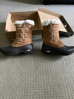 New North Face Women's Shellista III Pull-On Boots, size 5.0, $50 or best offer