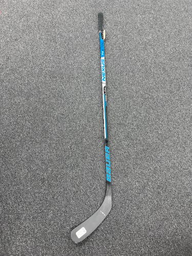 Used Bauer Nexus 2700 Right Hockey Stick P92M