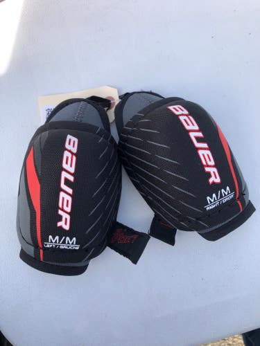 Used Medium Bauer Elbow Pads