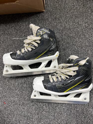 Junior Used CCM Tacks 4092 Hockey Goalie Skates D&R (Regular) 1.0