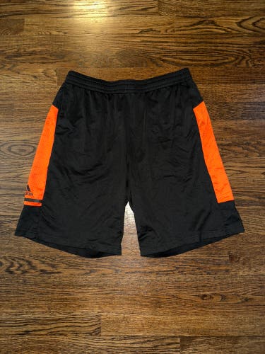 Adidas Practice Shorts WITH Pockets - Climalite - Size Large
