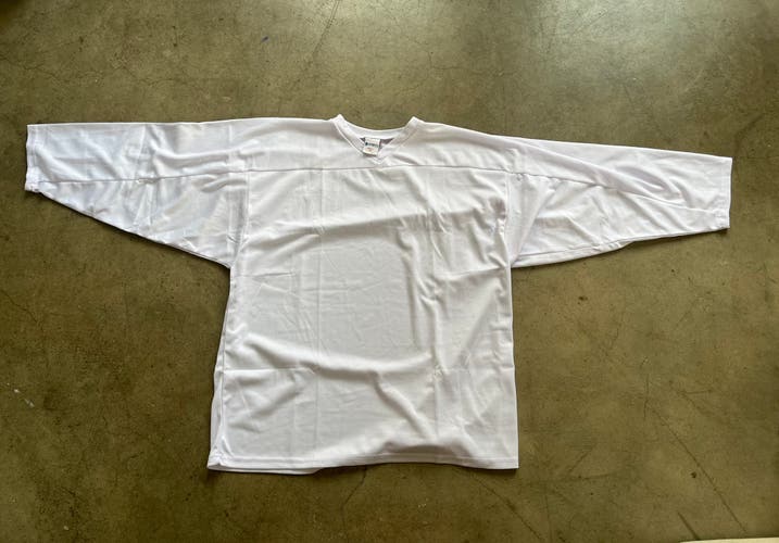 White XL Practice Jersey NEW