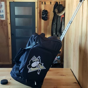 Pittsburgh Penguins Roll-able Duffel