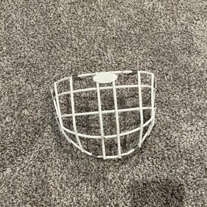 Bauer Certified Replacement Cage White