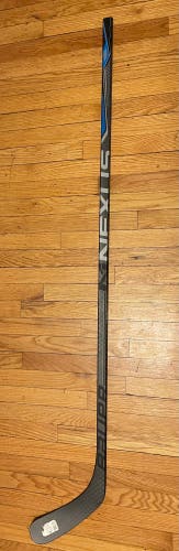 Senior Right Handed P92 Pro Stock Nexus 7000 Hockey Stick