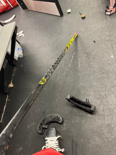 Senior Right Handed TC4 Pro Stock Catalyst 9X Hockey Stick