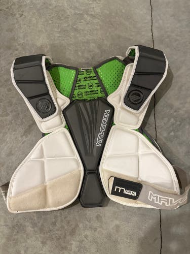Maverik Max Speed Shoulder Pads