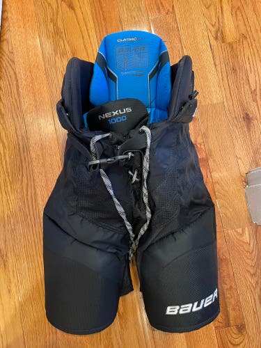Senior Small Bauer Nexus 1000 Hockey Pants