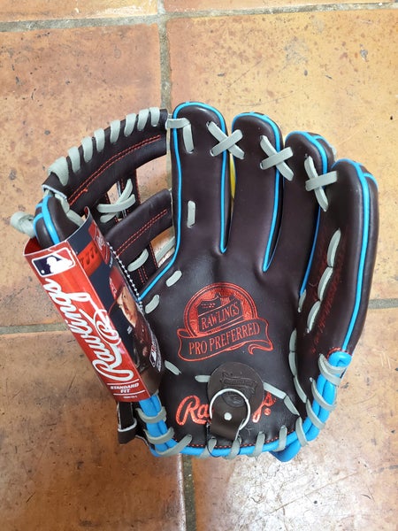 2021 Pro Preferred Francisco Lindor Glove