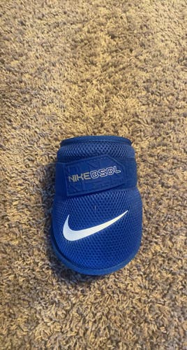 Used Senior Nike Elbow Protection