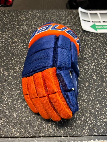 Bauer 14" Pro Stock Nexus Team Gloves