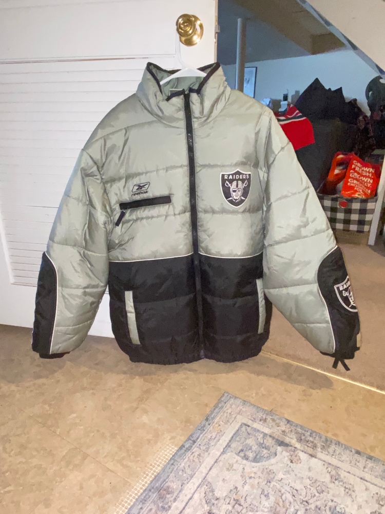 Raiders puffer jacket y2k vintage