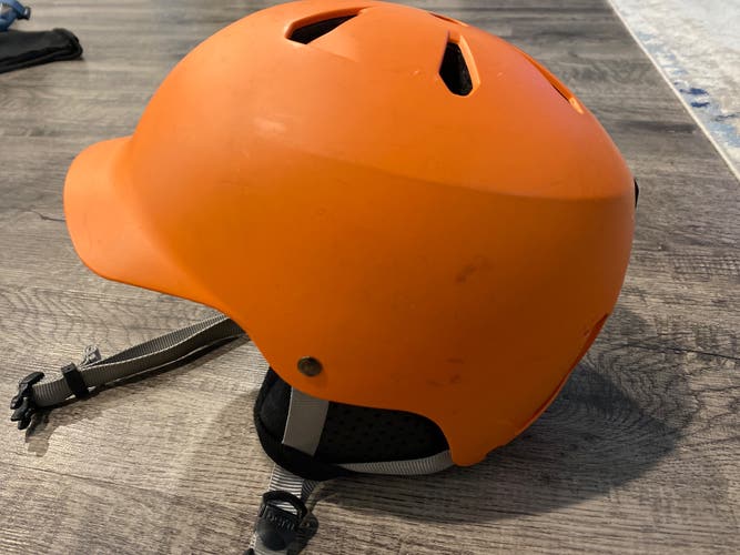 Bern Used Medium ski helmet