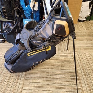 Sun Mountain Golf Bags for sale | New and Used on SidelineSwap