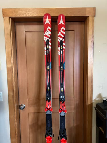 Used 218 Cm FIS Men’s Atomic DH Skis w/ Bindings