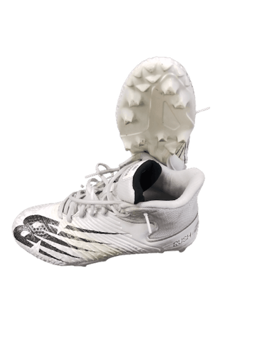 Used New Balance Senior 8.5 Lacrosse Cleats