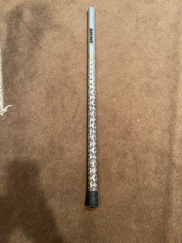 Used Brine Swizzbeat 7075 midfield shaft