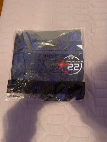 Maverick Showtime shorts