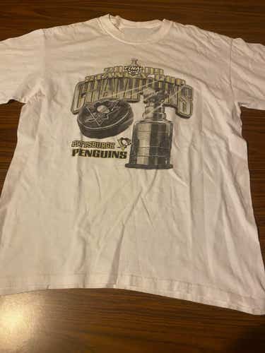 Pittsburgh Penguins NHL 2009 Stanley Cup Champions Short Sleeve Shirt, Size Adult Large