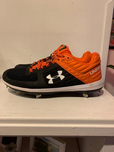 Under Armour Yard Low ST Size 11.5 Metal Low Top