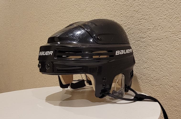 Used Large Bauer 4500 Helmet
