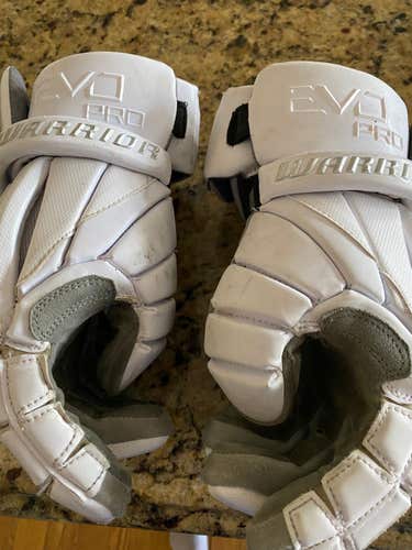 Used Player's Warrior Evo Pro Lacrosse Gloves 13"