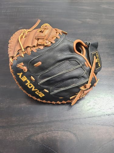 Used Right Hand Throw Catcher's Igniter Baseball Glove