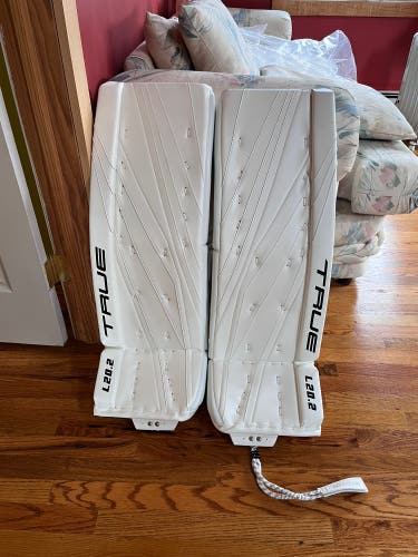 34" True Goalie Leg Pads