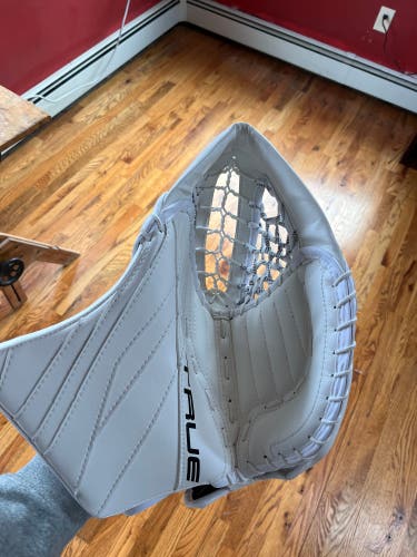 True L20.2 Brand new catcher