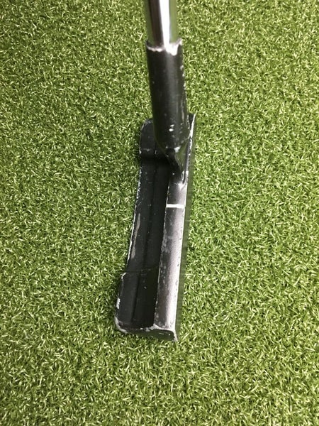 AGA Blade Putter / RH / ~33.75" Steel / Nice Grip / Good Condition / gw6282