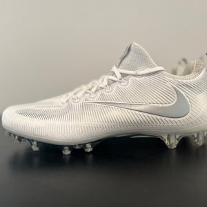 Size 15 Nike Vapor Untouchable Pro Football Cleats White Silver (833385-102)