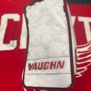 NHL Detroit Red Wing Bauer Vaughn Velocity Pro Stock Hockey Goalie glove blocker