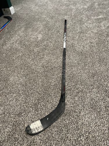 Senior Right Handed P28  Vapor 3X Hockey Stick