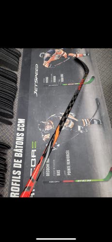 Used Right Handed P92 Vapor FlyLite Hockey Stick
