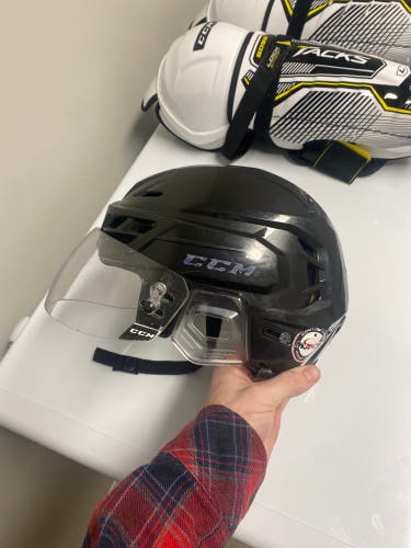 Used Medium CCM Resistance Helmet