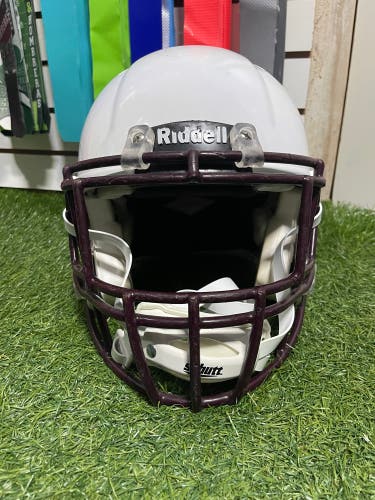 Riddell speed size medium adult 2022