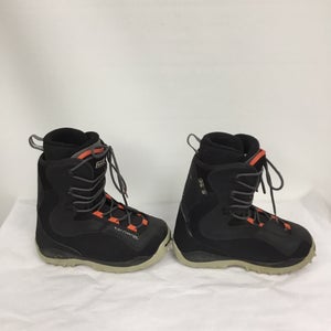 Size 6.5 Salomon Kamooks Snowboard Boots